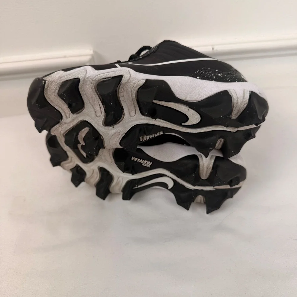Nike Hyperdiamond 4 Keystone Boys Baseball Softball Cleats Black White